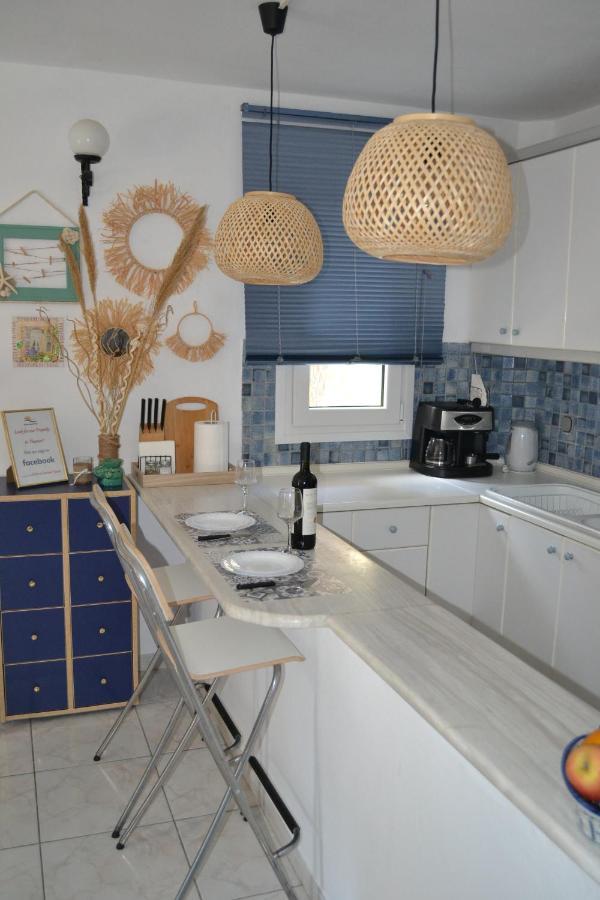 Evaliana Seaside Apartment Palaiontsiflikion Ngoại thất bức ảnh